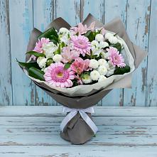 Букет цветов из:  Герберы, Альстромерии и Хризантемы в Кубе