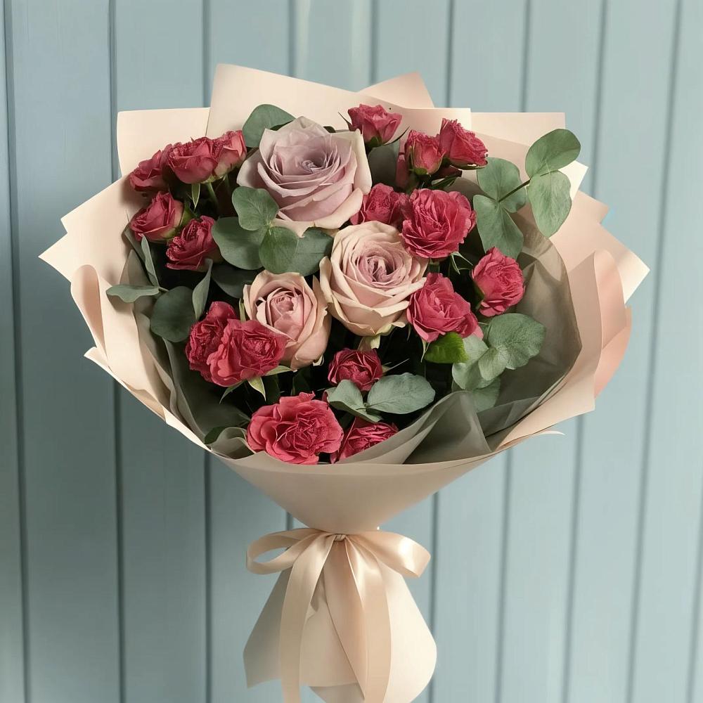 Букет цветов из: Гвоздики и Розы в Кубе