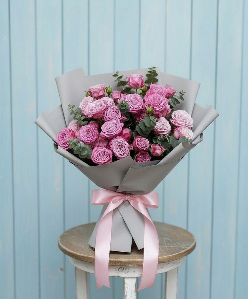 Букет цветов из: Розы в Кубе