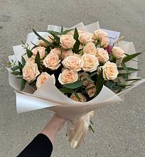 Букет Кремовые розы Латте в Кубе