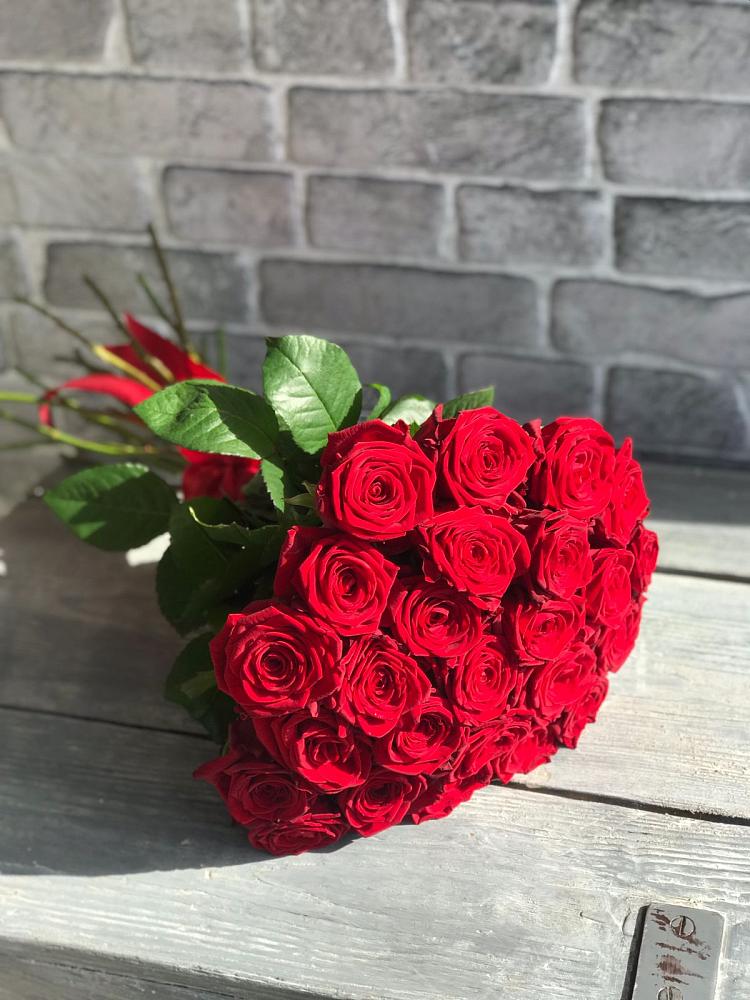 Букет Красные розы Фридом в Кубе