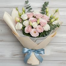 Букет цветов из:  Лизиантусы #REPLACE_PRED# Кубе