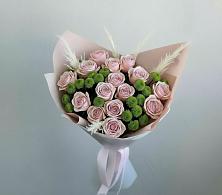 Букет цветов из:  Розы и Хризантемы в Кубе