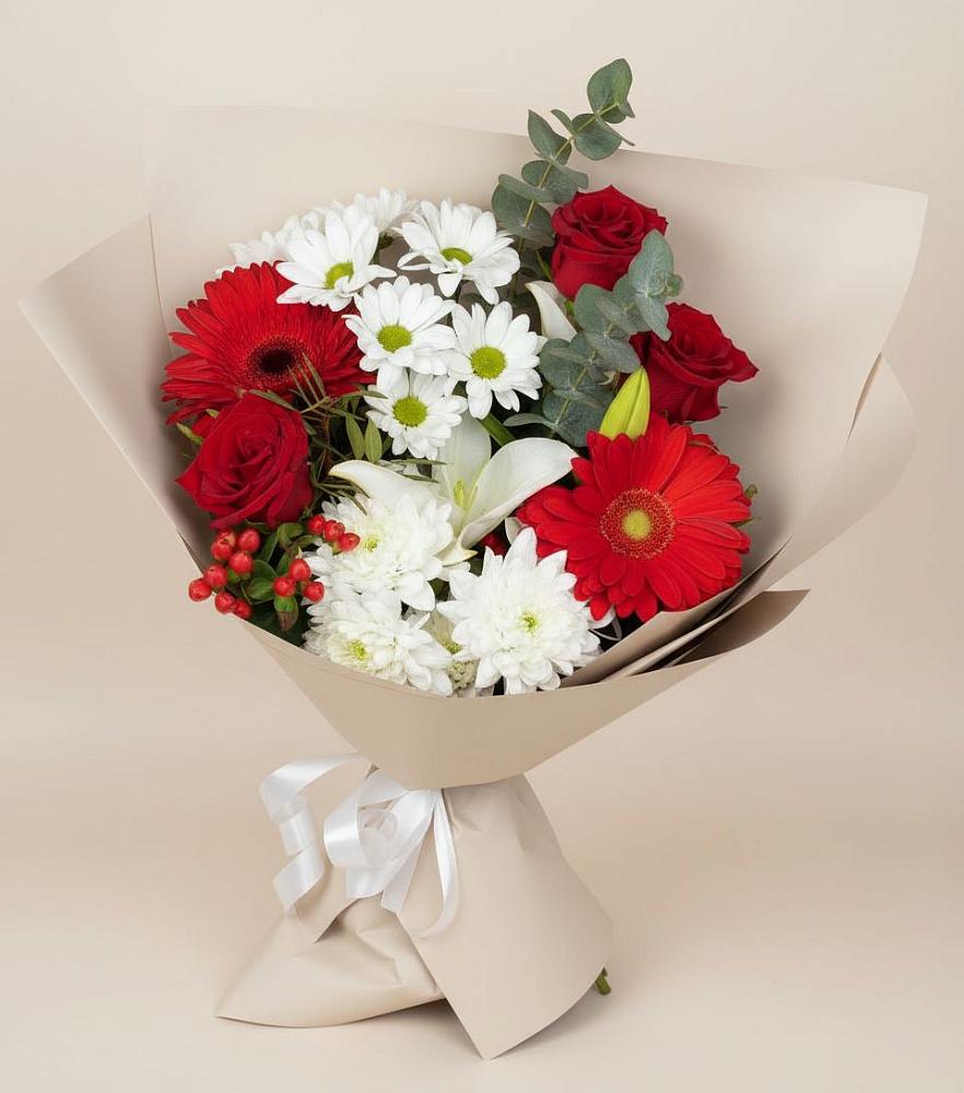 Букет цветов из: Розы, Хризантемы, Герберы и Лилии в Кубе
