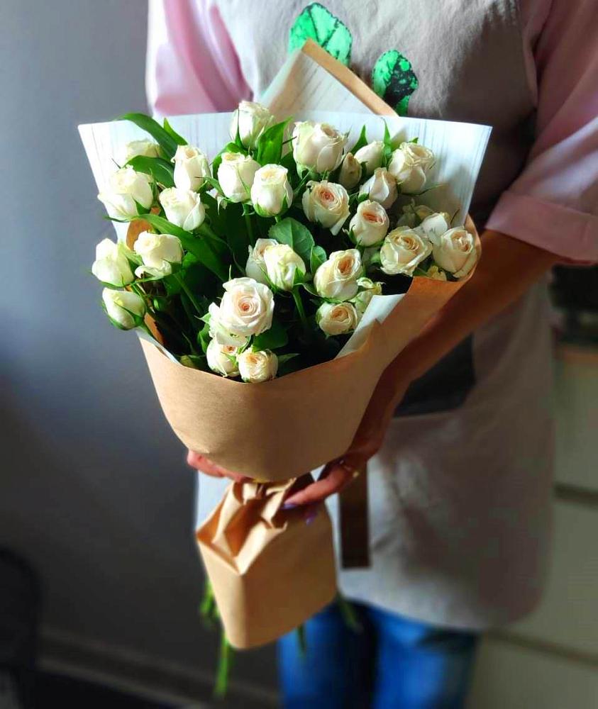 Букет цветов из: Розы в Кубе