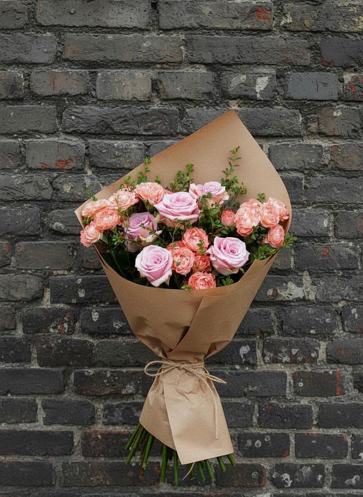 Букет цветов из: Розы в Кубе