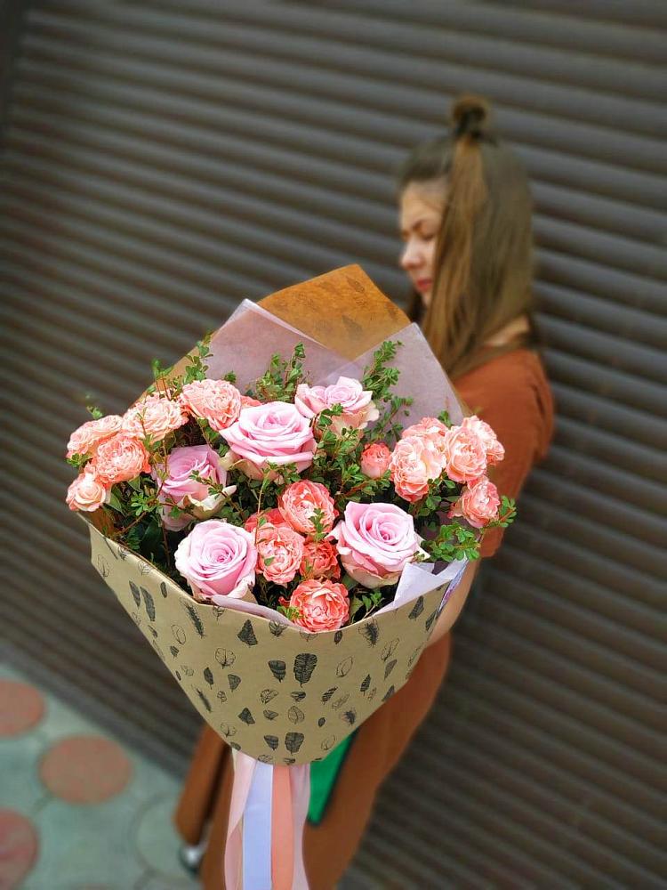 Букет для тебя одной в Кубе Букет цветов из: Розы в Кубе