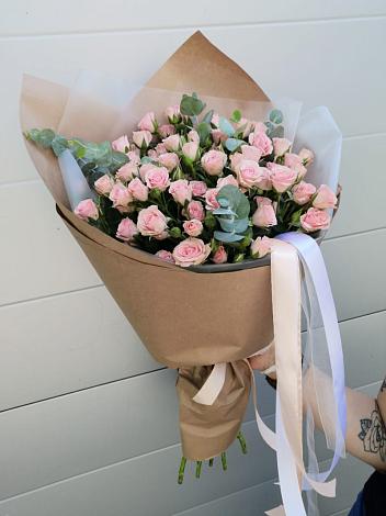 Букет цветов из: Розы в Кубе