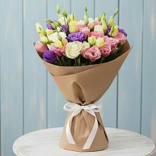 Букет цветов из:  Лизиантусы в Кубе